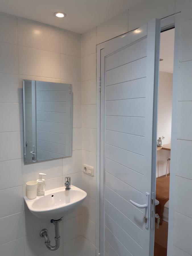 Urooms Senayan Dżakarta Zewnętrze zdjęcie